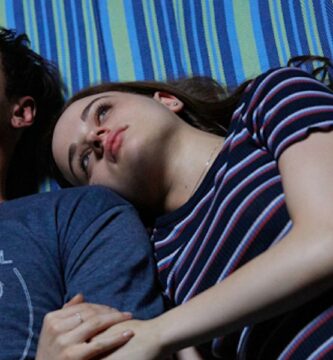 Recenzja Netflixa The Kissing Booth 3 Trylogia YA Joeya Kinga