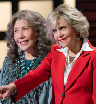 Grace and Frankie Surprise: pierwsze 4 ostatnie odcinki można już transmitować 1 grace and frankie 6x12 1