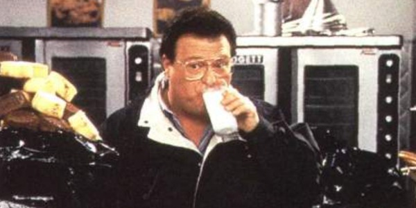 Newman czyści blaty muffinek na Seinfeld