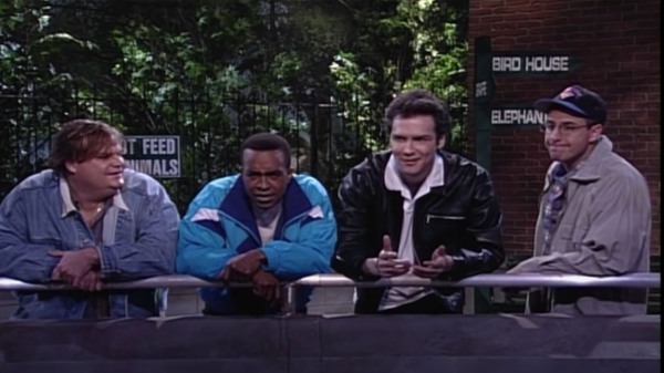 Chris Farley, Norm Macdonald, Adam Sandler i Tim Meadows na zrzucie ekranu SNL