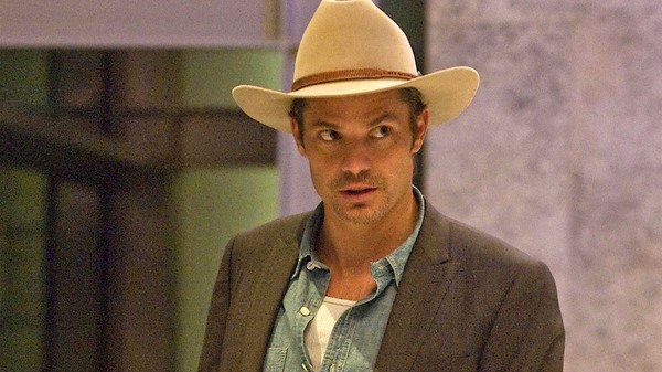 Timothy Olyphant w Justified na Netflix.