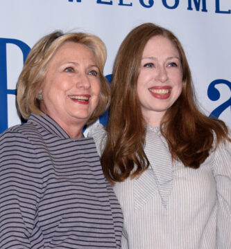 Hillary & Chelsea Clinton opcja HiddenLight Productions Powieści detektywistyczne Jacqueline Winspear "Maisie Dobbs”; Plany rozmów w duecie na ich baner – Konwencja RTS 2 Hillary Clinton Chelsea Clinton