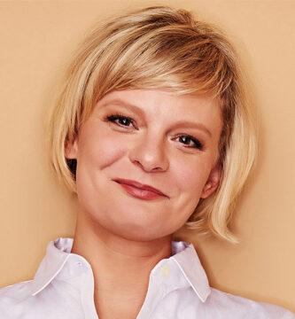 Martha Plimpton