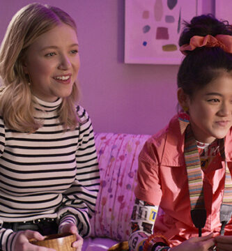 The Baby-Sitters Club: Kristy, Stacey i przyjaciele wyruszają w zmieniający życie rok w zwiastunie drugiego sezonu — Obejrzyj 1 baby sitters club season 2
