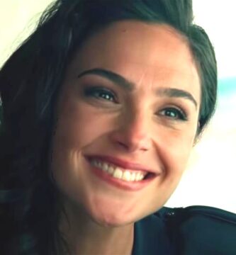 Dlaczego supermoce w Wonder Woman 1984 nie mają sensu 1 l intro 1632796793