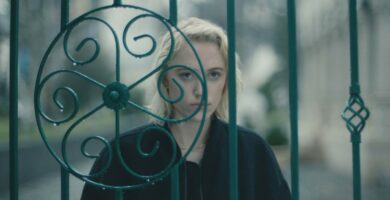 Sundance Review: "Obserwator” Chloe Okuno 20 watcher