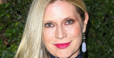 Oszałamiająca liczba odcinków CSI: Miami Emily Procter faktycznie nakręcona 13 l intro 1645925858
