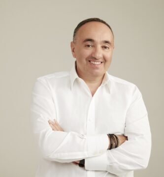 Minister obrony Rosji domaga się usunięcia pracy urodzonego na Ukrainie producenta Aleksandra Rodniańskiego z "agendy kulturalnej” 2 Photo credit Non Stop Production