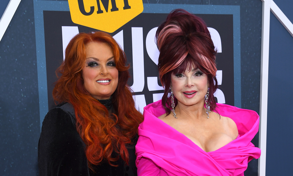 Wynonna Judd and Naomi Judd