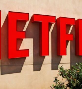 Netflix Logo building