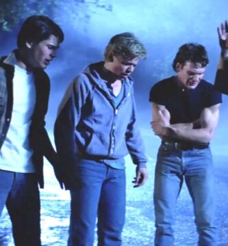 Major Cameo, którego prawdopodobnie przegapiłeś w The Outsiders 2 l intro 1660277307