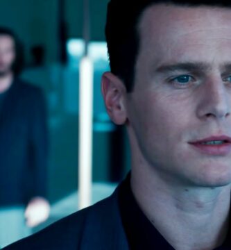 Dlaczego agent Smith pomógł Neo w "Matrix Resurrections”? 3 Groff As Agent Smith in Matrix Resurrections