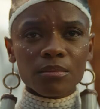Wczesne reakcje na Czarną Panterę: Wakanda na zawsze okrzyknięto emocjonalnym triumfem 2 l intro 1666848179